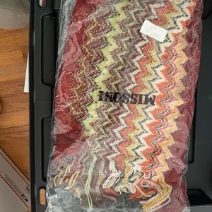 brand new missoni zig zag scarf